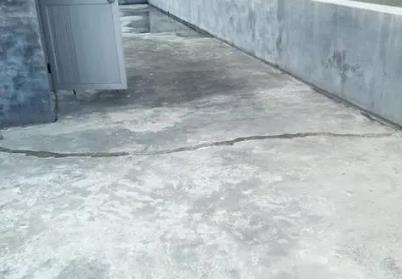 呈贡楼顶漏水维修公司分享下如何解决卫生间隐蔽部位漏水的问题?